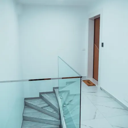 Tam Skanderbeg Square Serviced Center No1 Appartement *