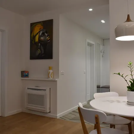 Tam Skanderbeg Square Serviced City Center Apartment No1 Tirana