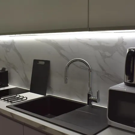Apartment Tam Skanderbeg Square Serviced City Center Apartment No1 *